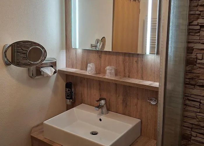 10 Im Haus Huehnergott Im Seepark Sellin (Rugen)